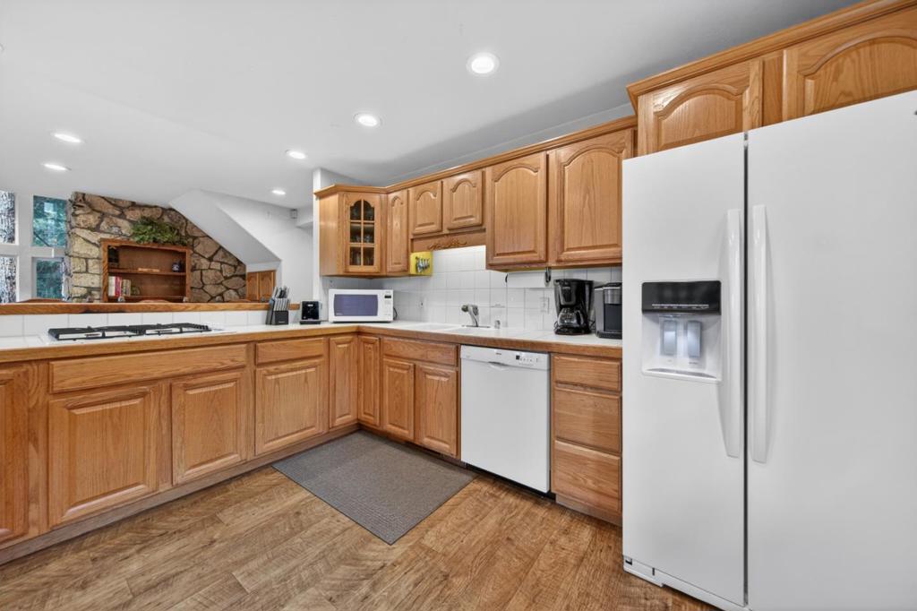 458 Peninsula Drive Property Photo 16