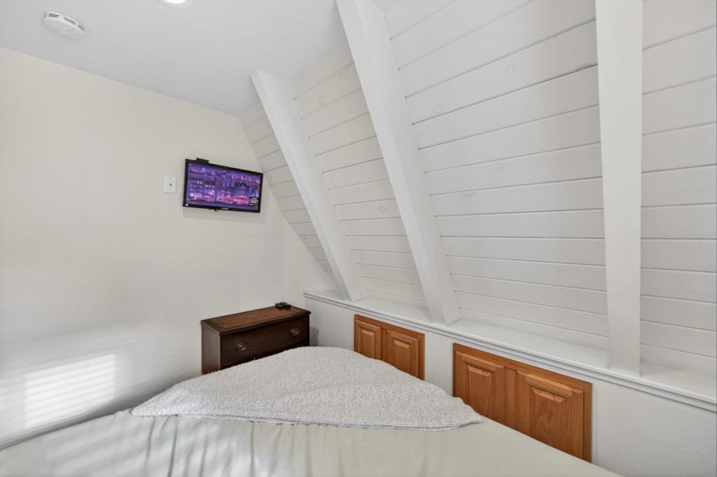 458 Peninsula Drive Property Photo 42