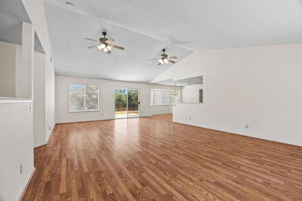 30159 Horseshoe Drive Property Photo 12