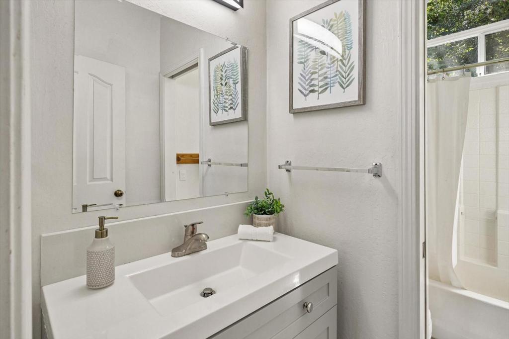 17415 Locust Drive Property Photo 14