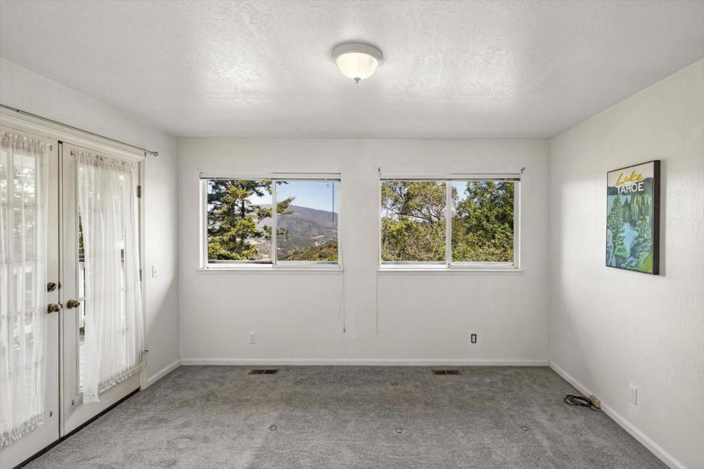 17415 Locust Drive Property Photo 17