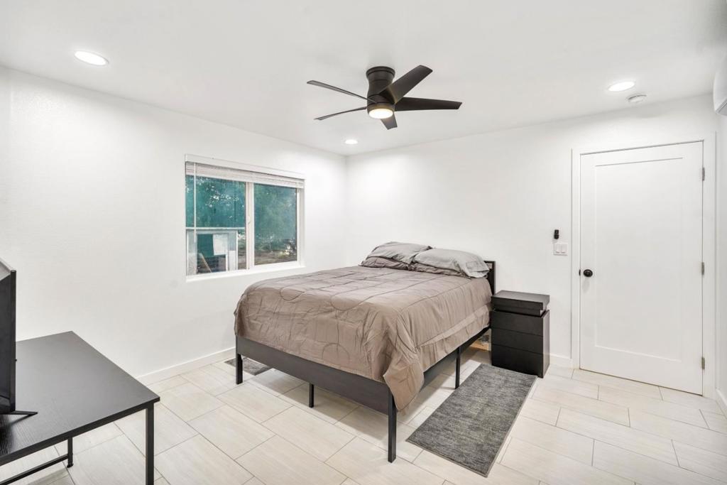 20 Mary Street Property Photo 17