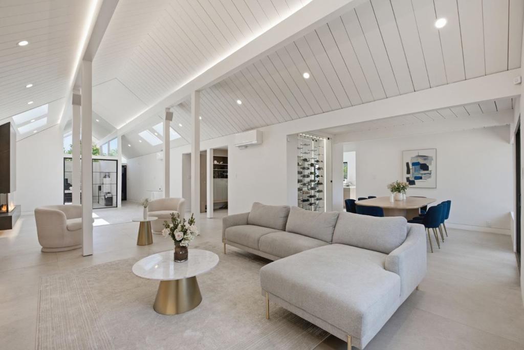 17610 Via Sereno Property Photo 10