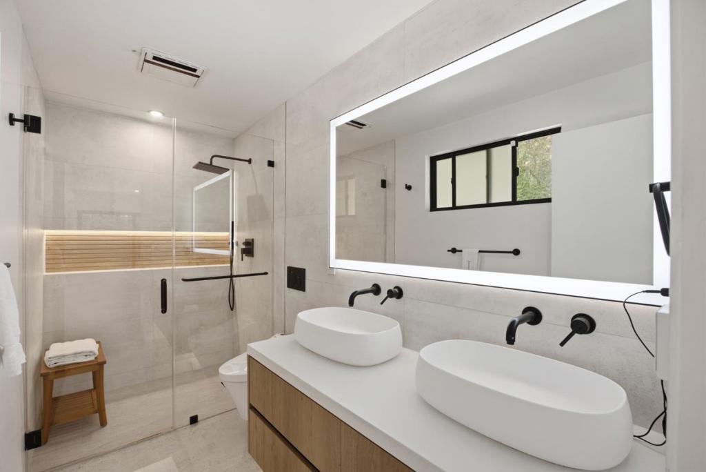 17610 Via Sereno Property Photo 26