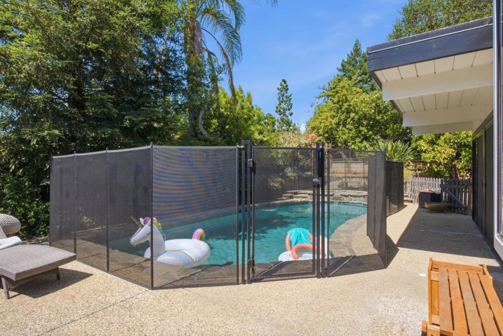 17610 Via Sereno Property Photo 38