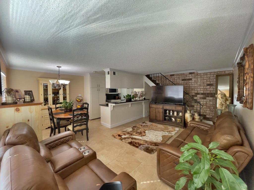 1263 Bouret Drive 2 Property Photo 3