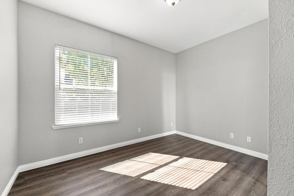 646 Fulstow Court Property Photo 19