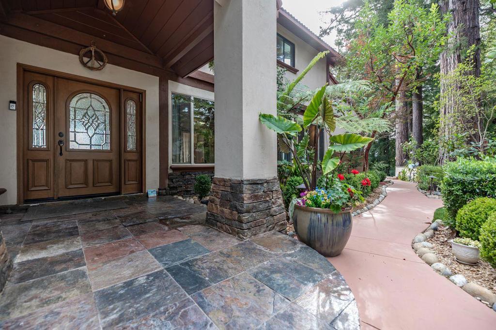 23965 Mountain Charlie Road Property Photo 4
