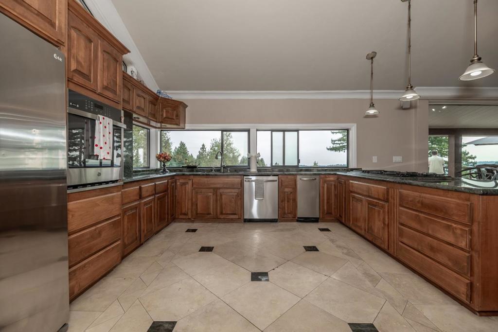 23965 Mountain Charlie Road Property Photo 29