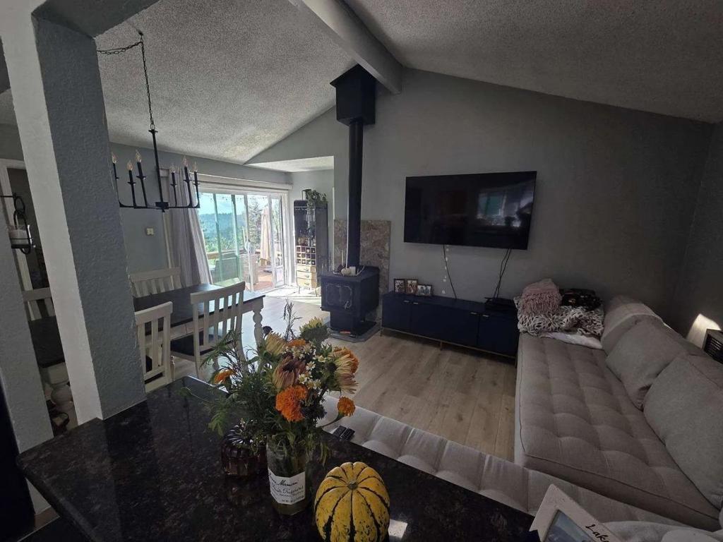 23965 Mountain Charlie Road Property Photo 32