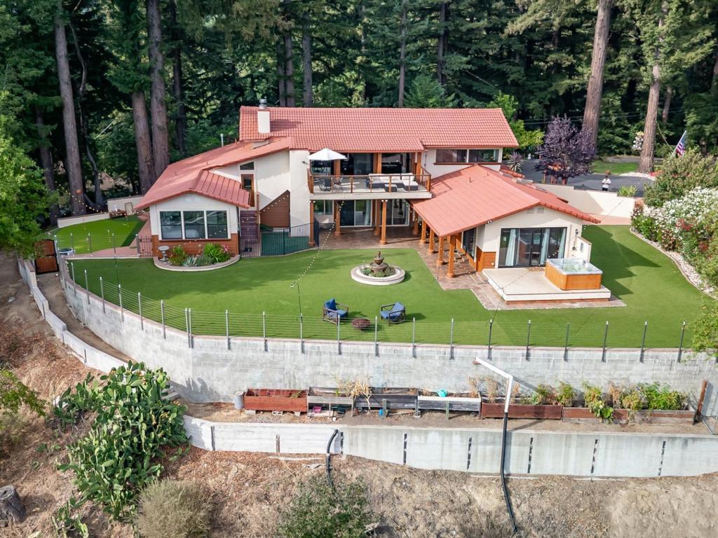 23965 Mountain Charlie Road Property Photo 45