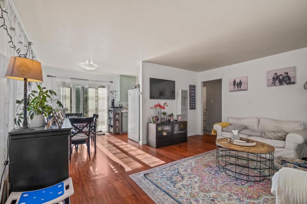 444 Villa Terrace Property Photo 7