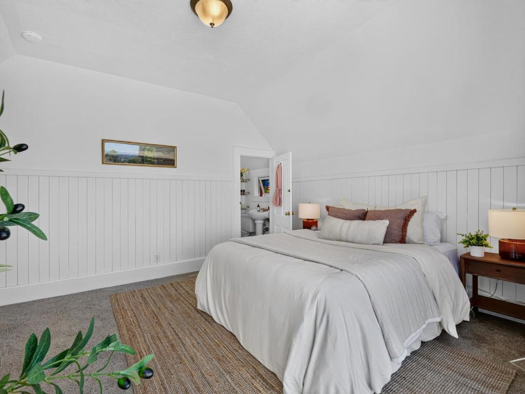 312 Laurent Street Property Photo 21