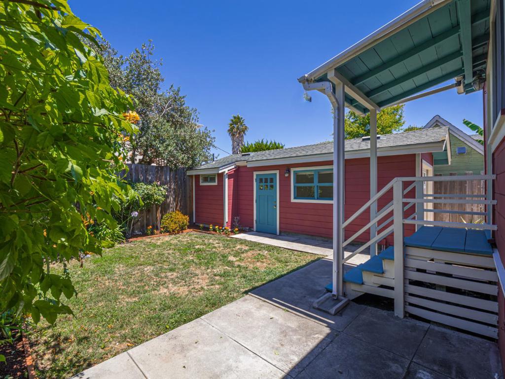 312 Laurent Street Property Photo 33