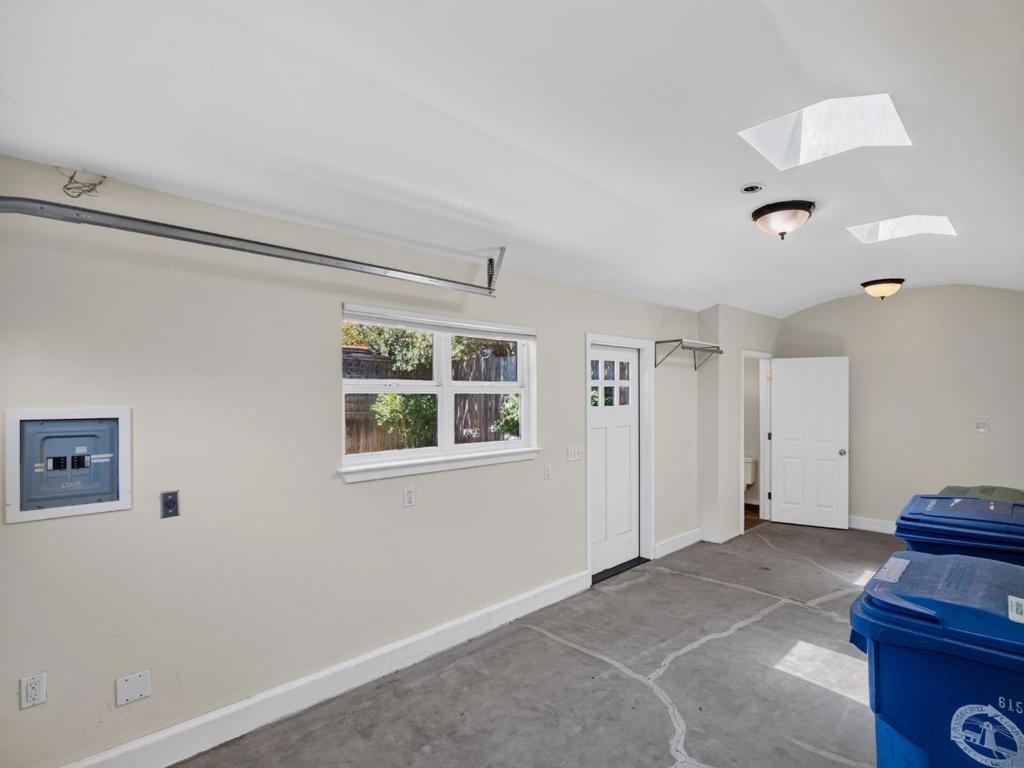 312 Laurent Street Property Photo 36