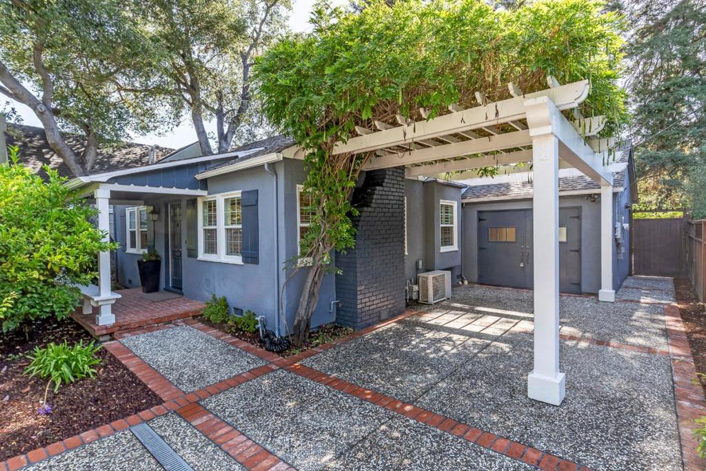 522 Pope Street Property Photo 1