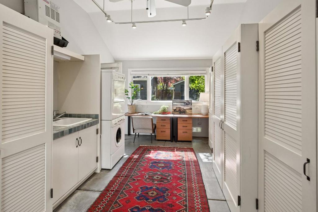 522 Pope Street Property Photo 8