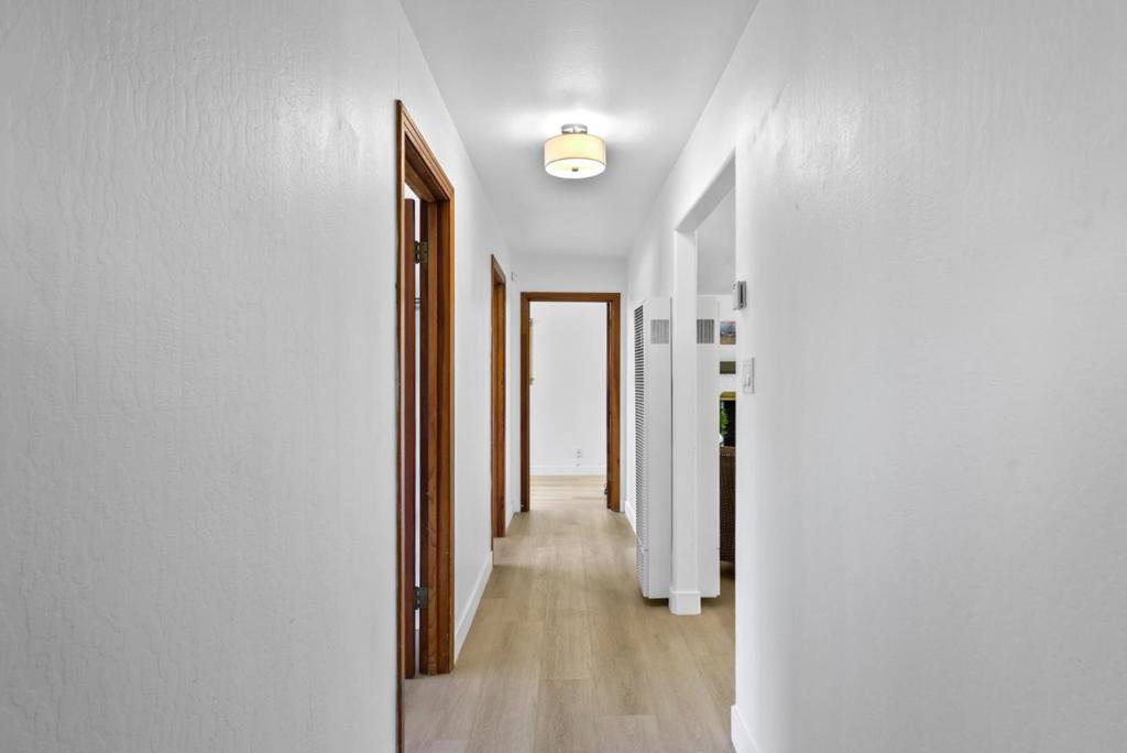525 Riverview Drive Property Photo 11