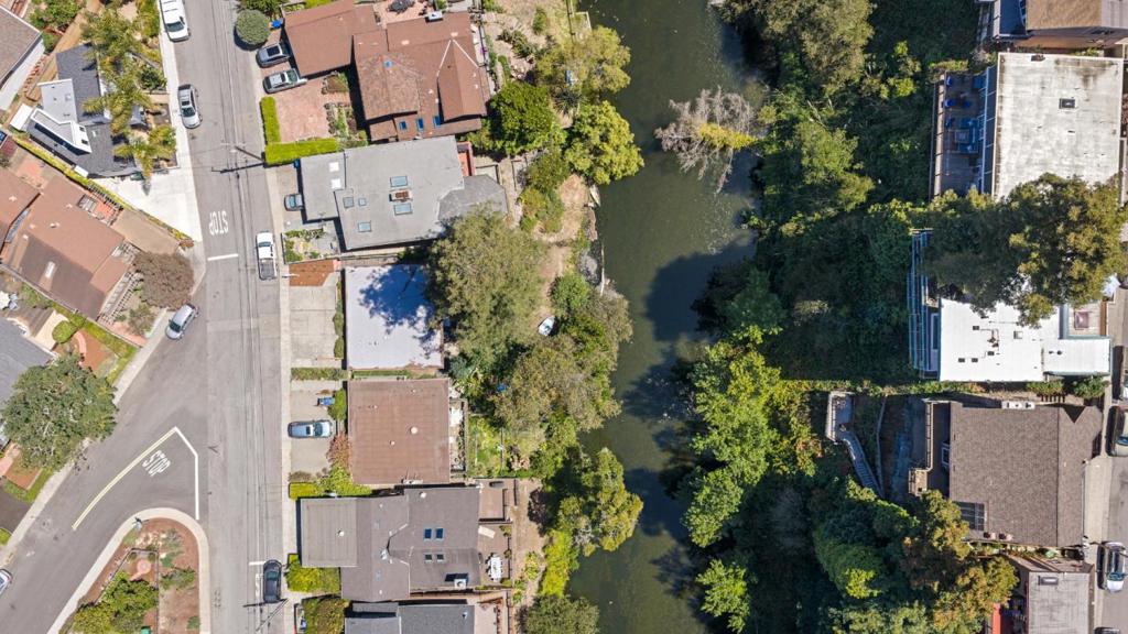 525 Riverview Drive Property Photo 36