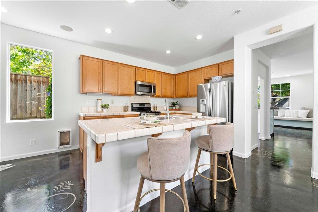 21 La Jolla Street Property Photo 5