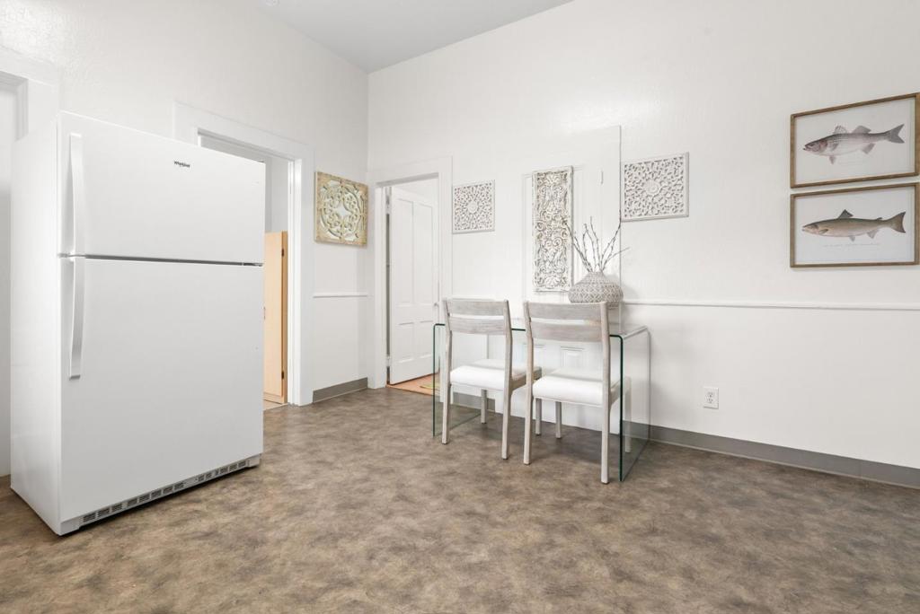 1328 Mission Street Property Photo 25