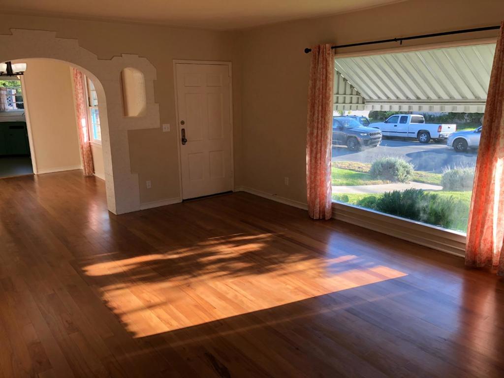 1006 Seabright Avenue Property Photo 11