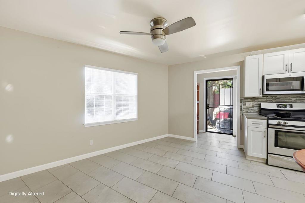 3050 Davis Street Property Photo 18