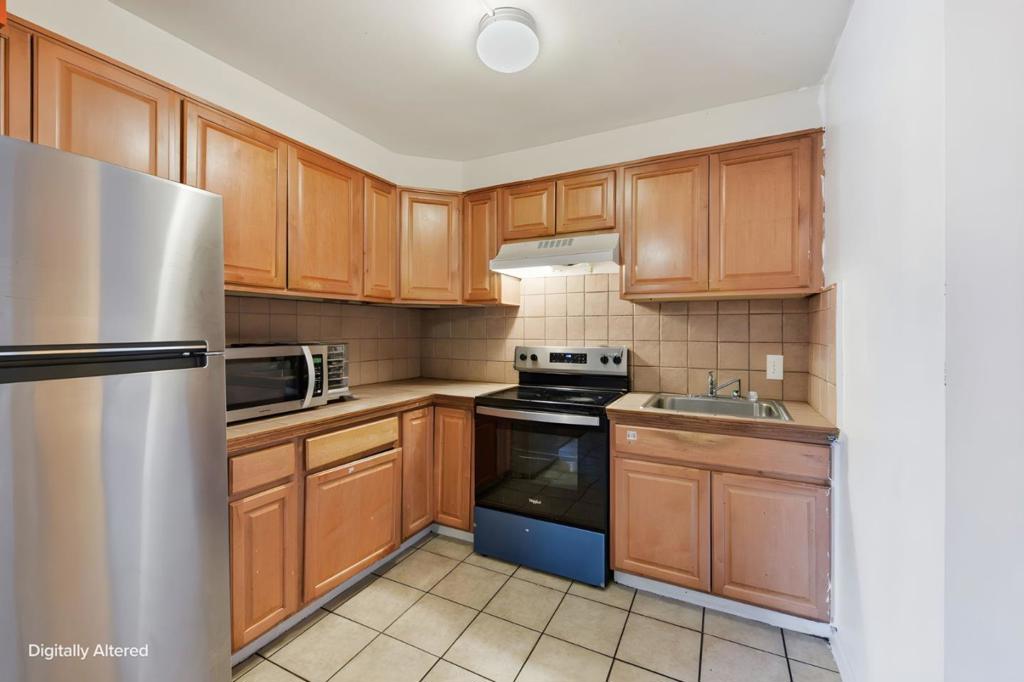 3050 Davis Street Property Photo 19