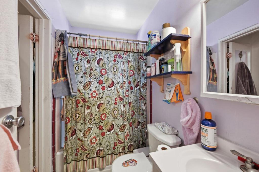 3050 Davis Street Property Photo 47