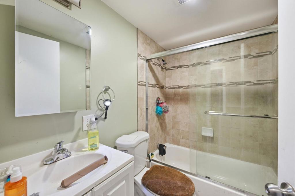 3050 Davis Street Property Photo 48