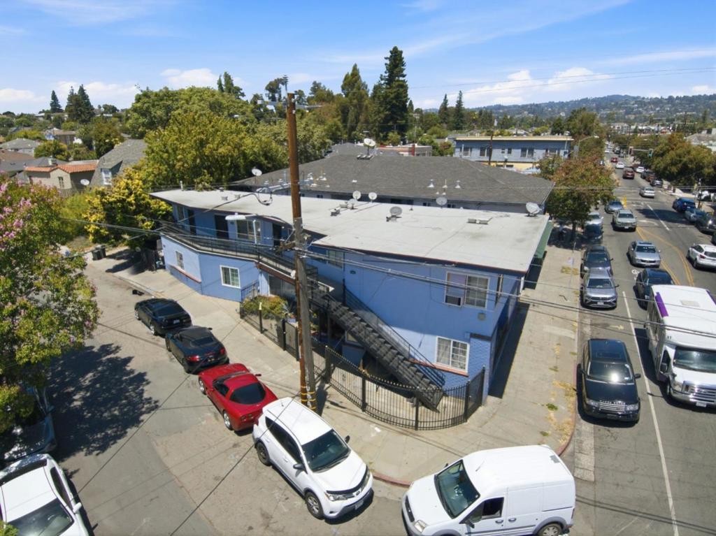 3050 Davis Street Property Photo 49