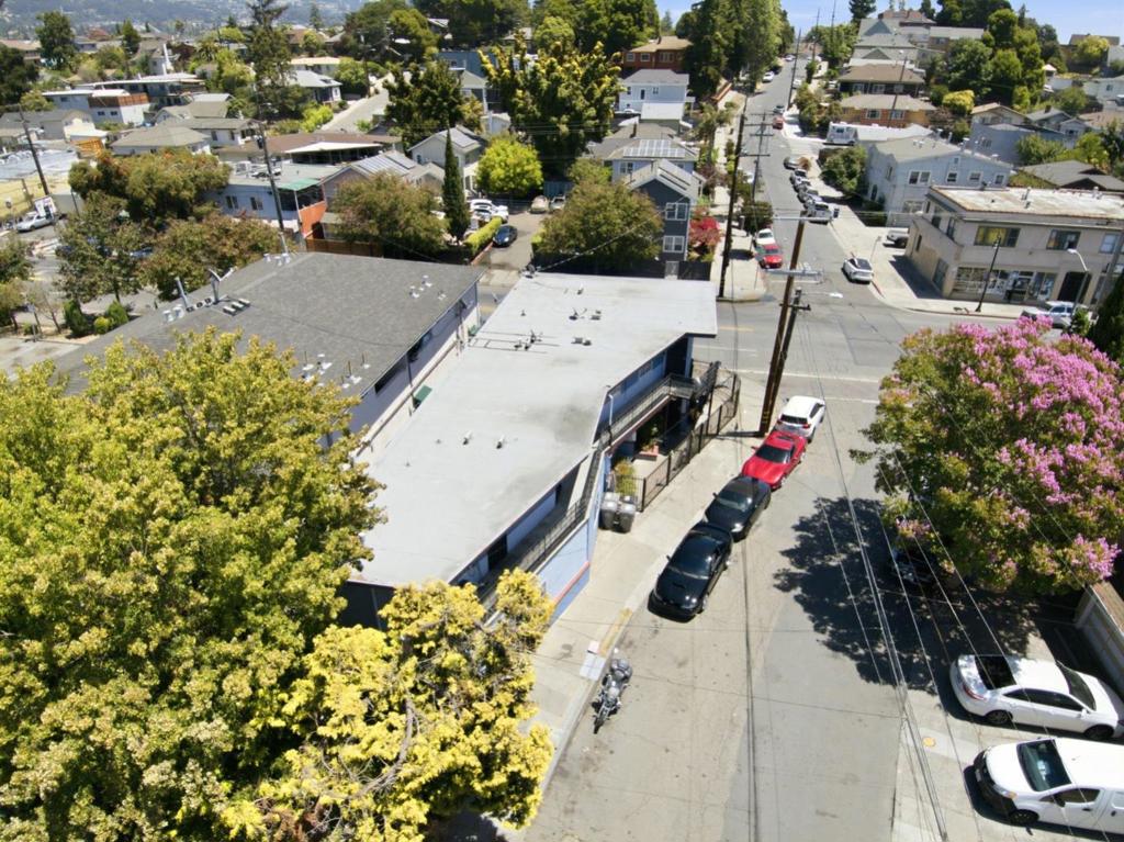3050 Davis Street Property Photo 54
