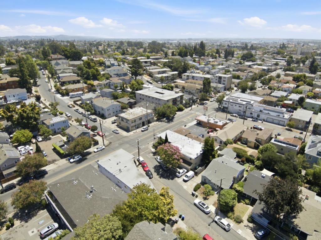 3050 Davis Street Property Photo 59