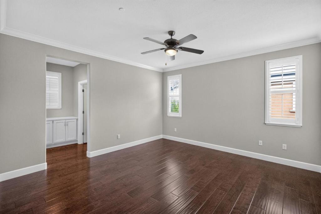100 Castle Ridge Way Property Photo 11