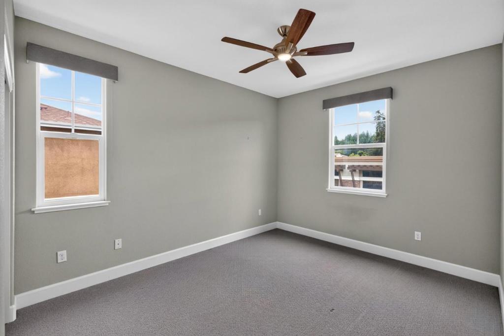 100 Castle Ridge Way Property Photo 13