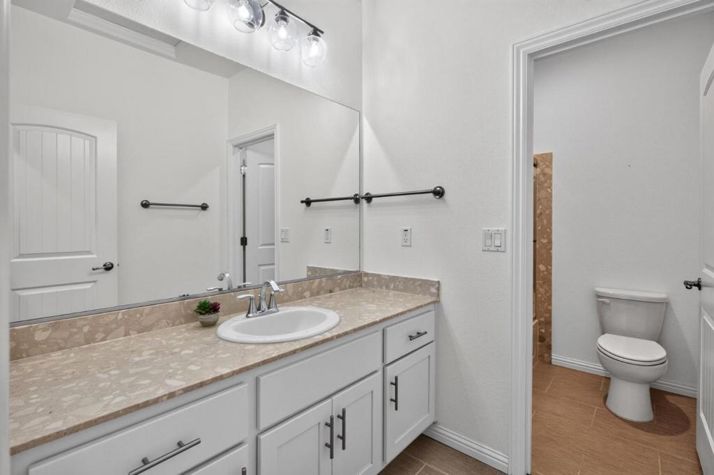 100 Castle Ridge Way Property Photo 16