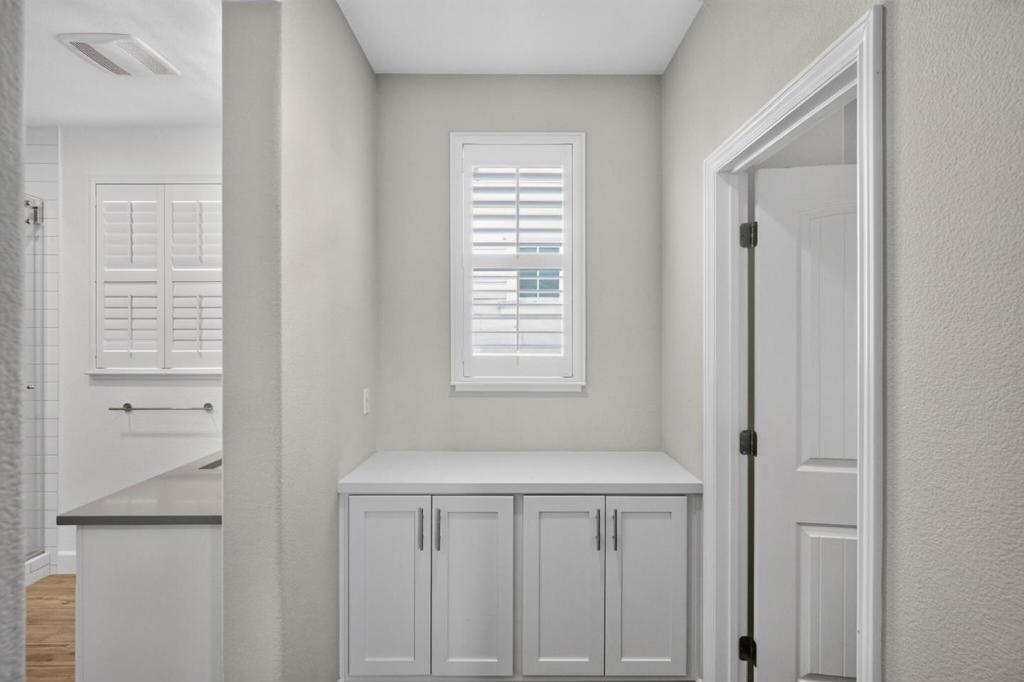 100 Castle Ridge Way Property Photo 26