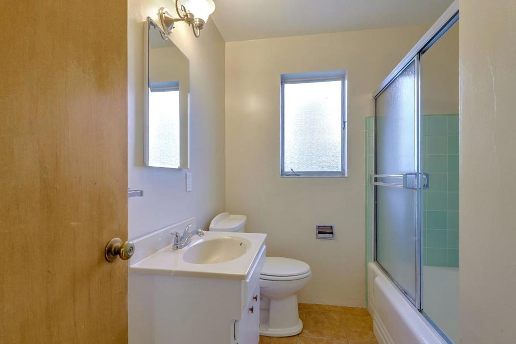 2110 Williams Street Property Photo 6