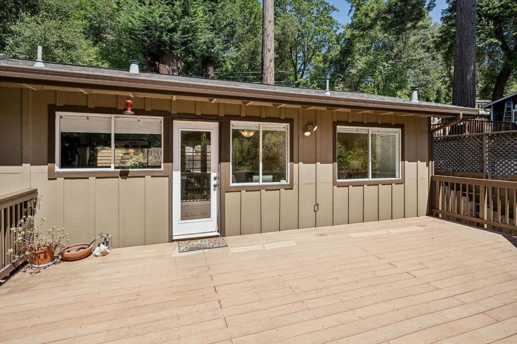 21590 Madrone Drive Property Photo 21