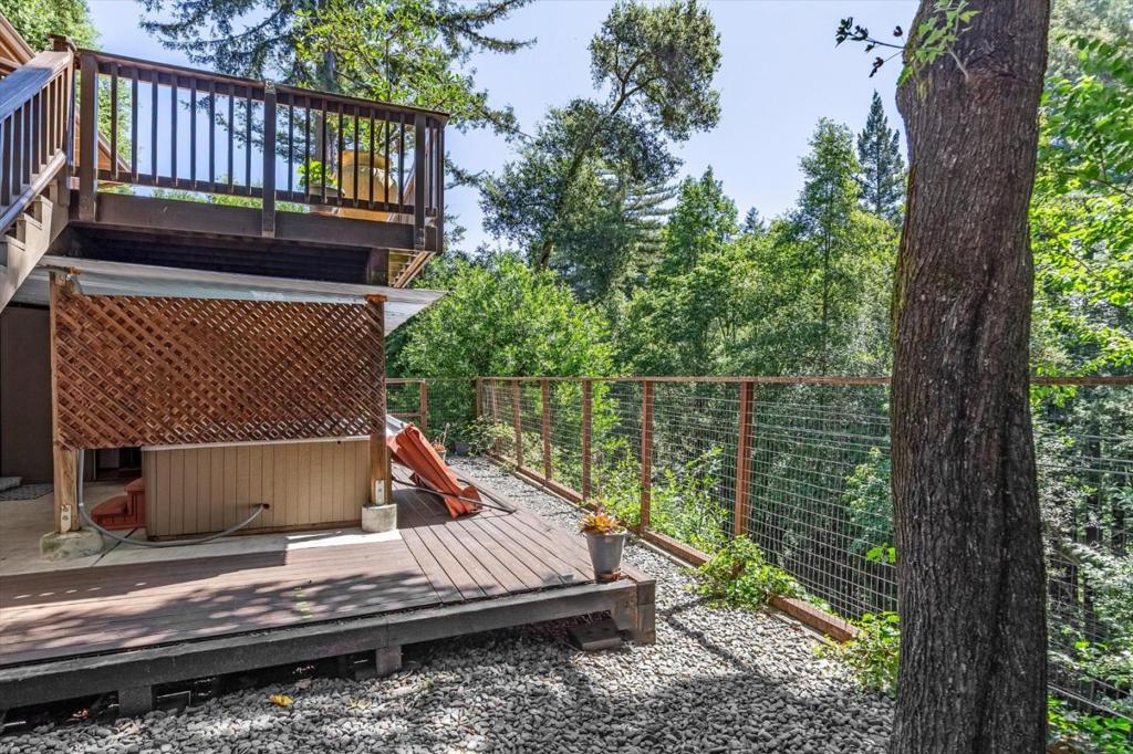 21590 Madrone Drive Property Photo 24