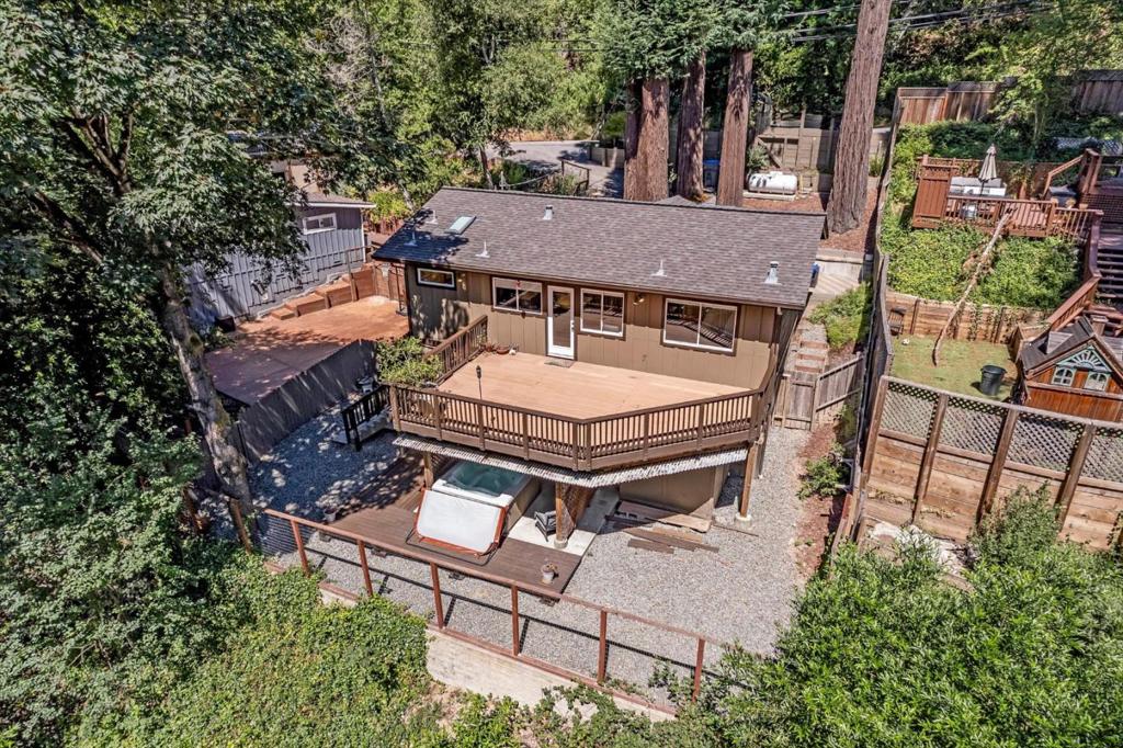 21590 Madrone Drive Property Photo 29