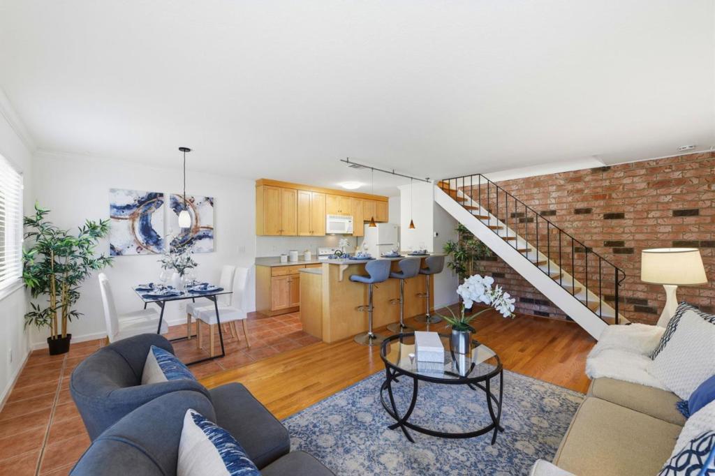 207 Watson Drive 3 Property Photo 1