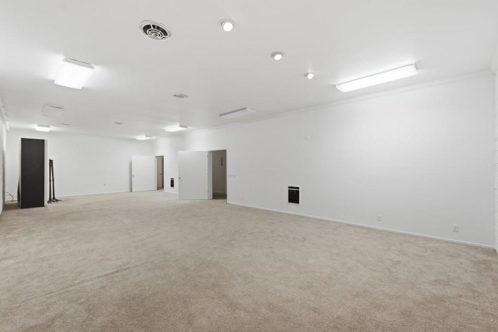 645 Kelly Street Property Photo 15