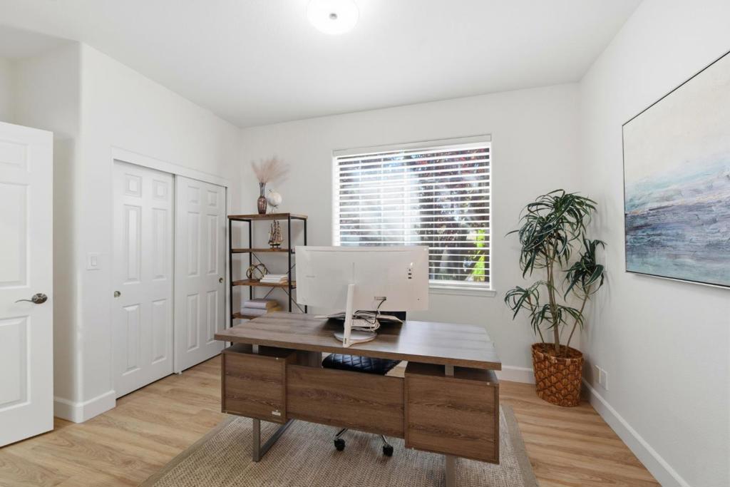 2168 Coastland Avenue Property Photo 19