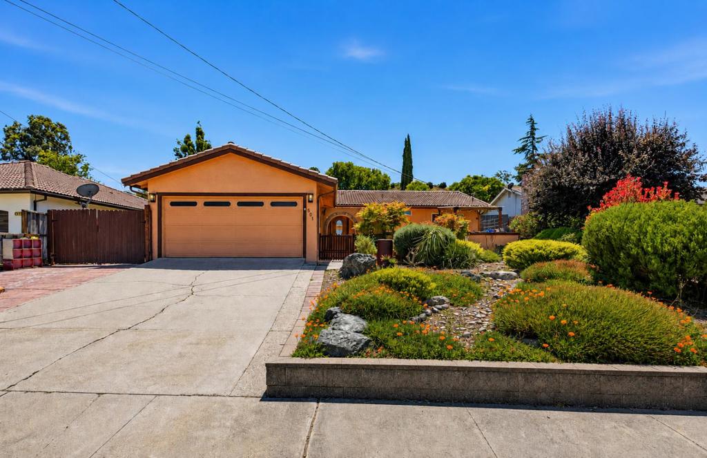 501 7th Street Property Photo 1