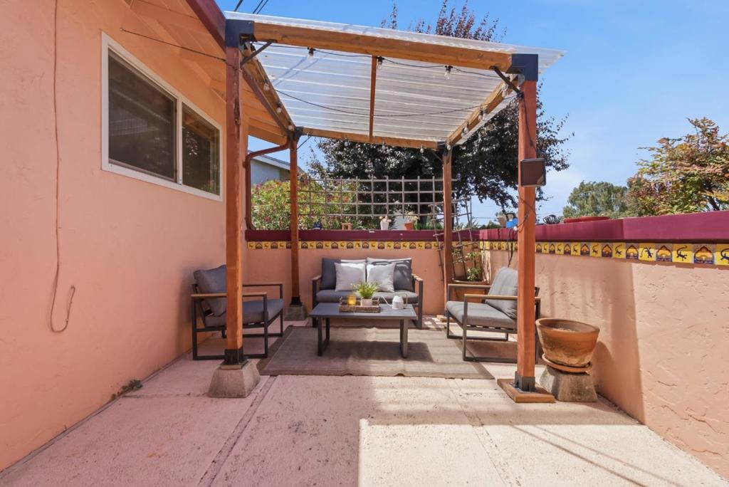 501 7th Street Property Photo 6