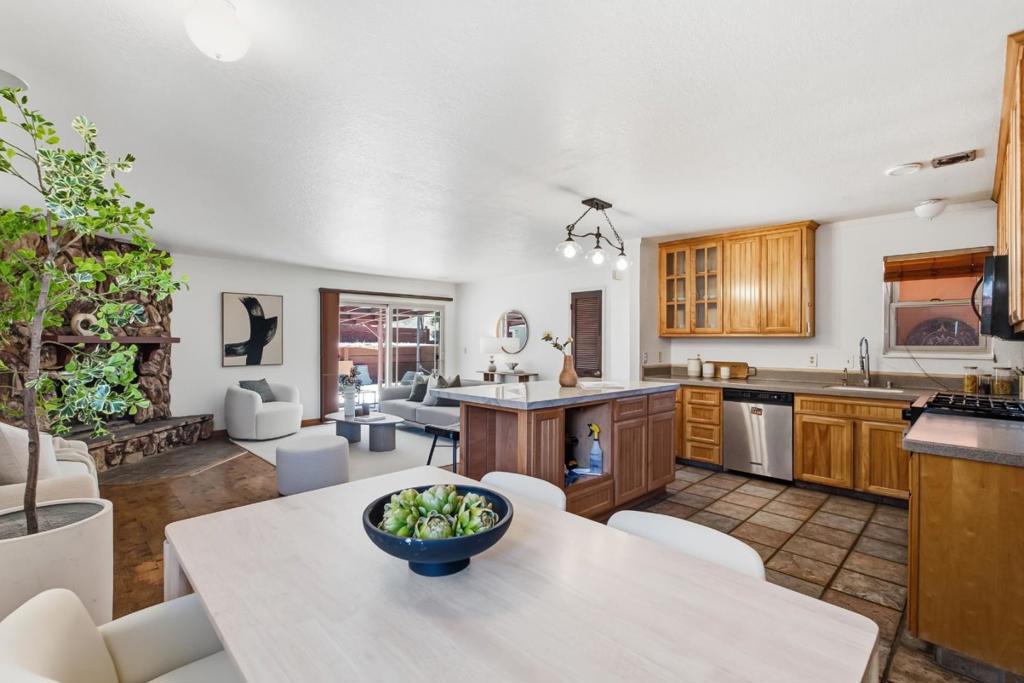 501 7th Street Property Photo 12