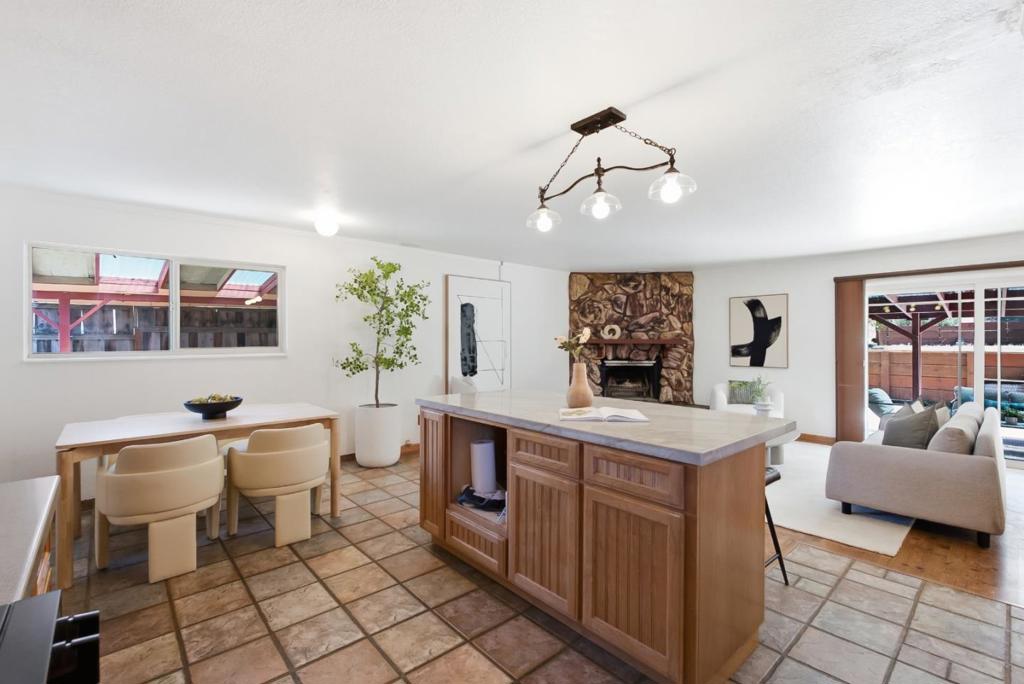 501 7th Street Property Photo 13