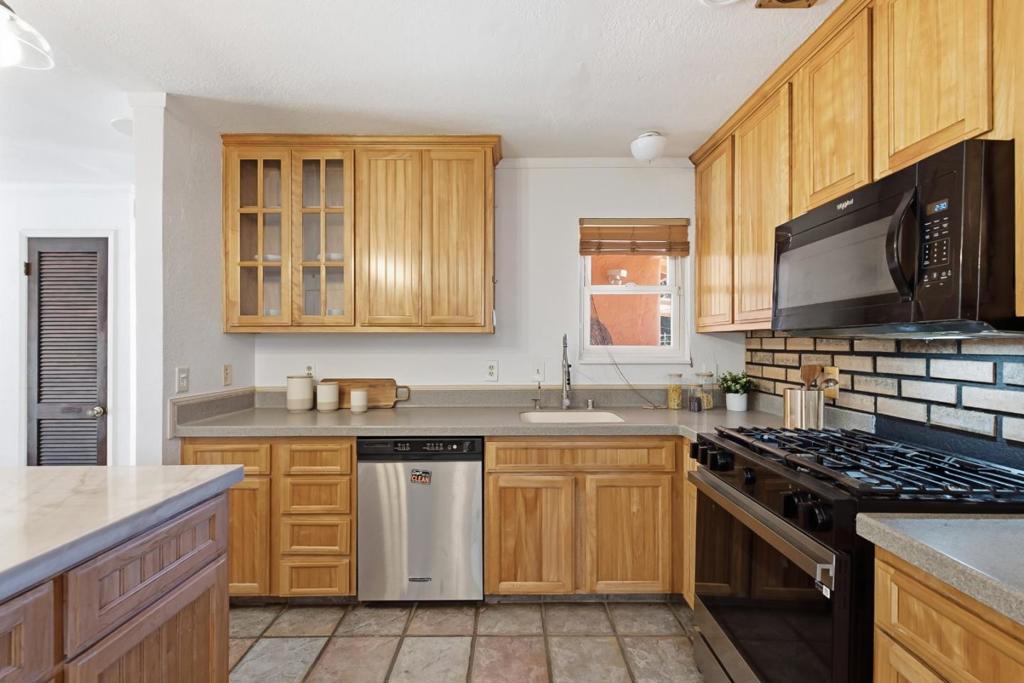 501 7th Street Property Photo 14