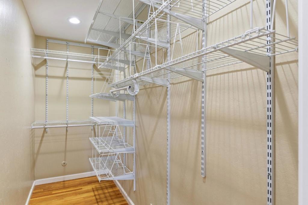 1538 Hallcrest Drive Property Photo 24